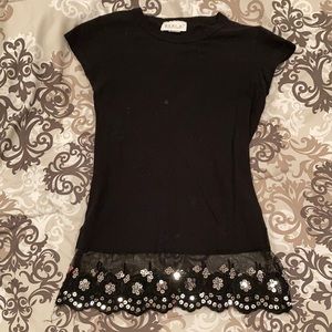 Lace/sequence trim tee shirt, black